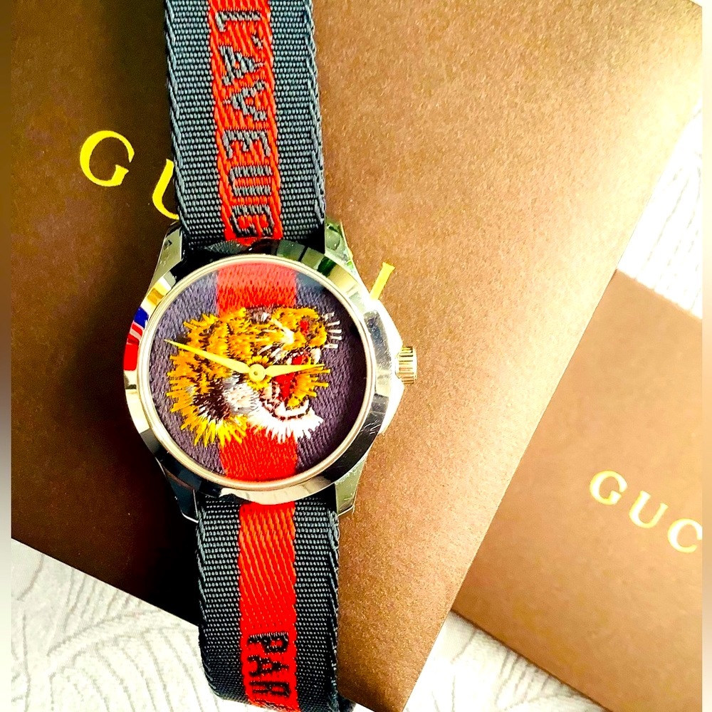 Gucci Tiger🐯Watch Le Marche Des Merveilles Nylon Strap 🔥🔥🔥 - Picture 3 of 12